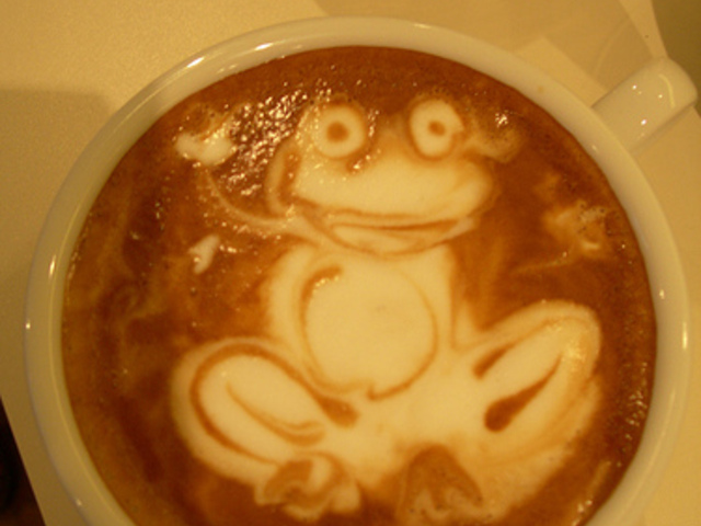 Frog Latte Art